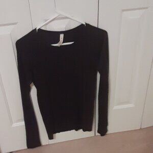 Lululemon Black Long-Sleeved Swiftly Top